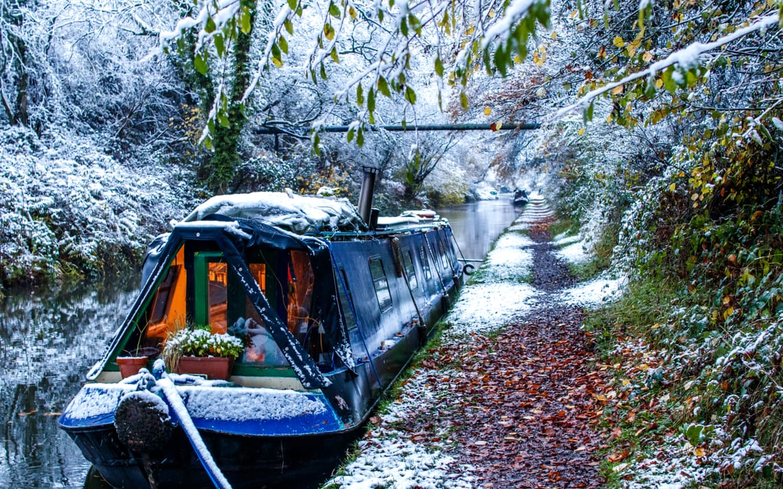 Snow on the canal in Solihull